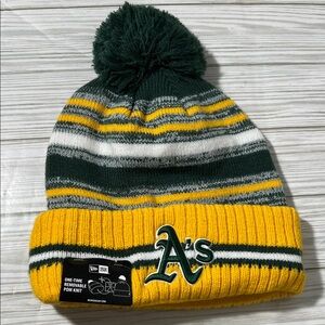 New Era A’s MLB Striped Green Yellow knit Beanie removable Pom Pom baseball OS‎